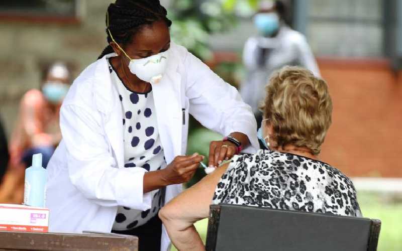 1,086 admitted as 705 more test positive for Covid-19