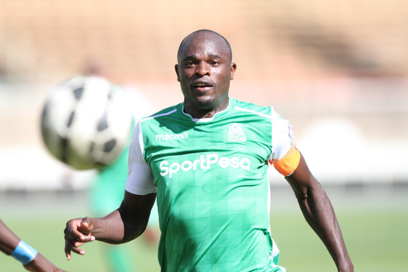 Michael Olunga needs Victor Wanyama’s help, says Dennis Oliech