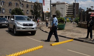 5 arrested after stopping Police Commissioner at roadblock during curfew in Kisumu