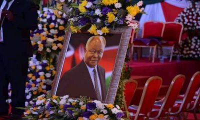 Hilarious Moment as Conmen Start to Collect Sadaka at Kibaki State Burial