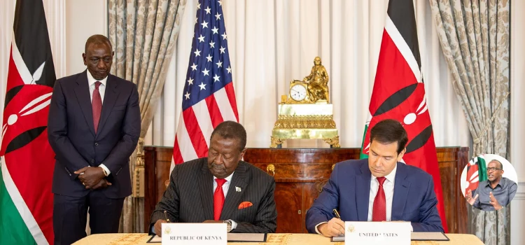 Here are some photos of William Ruto witnessing the signing of the Kenya–US health deal.